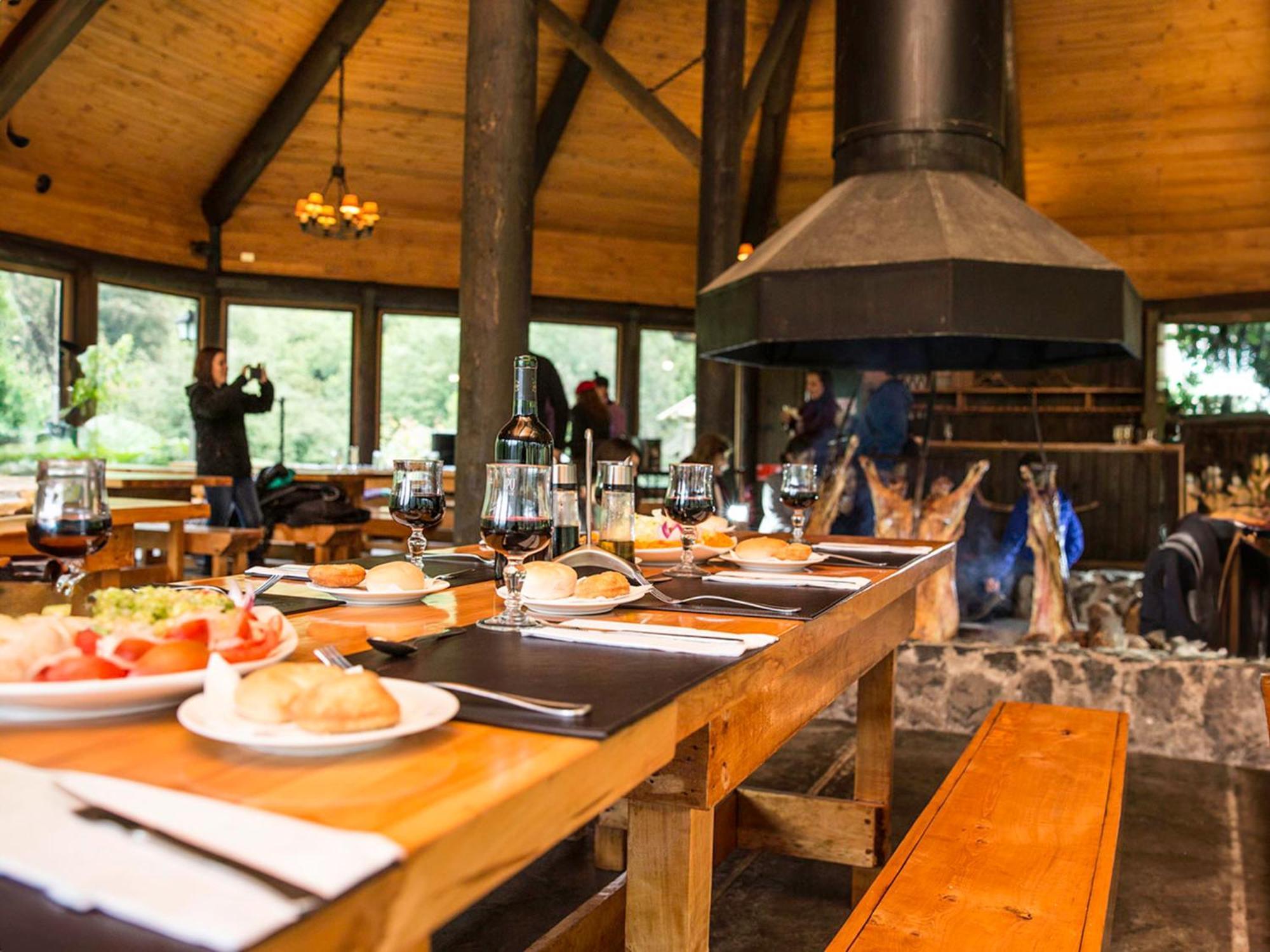Loberias Del Sur Hotel Puerto Chacabuco Bagian luar foto