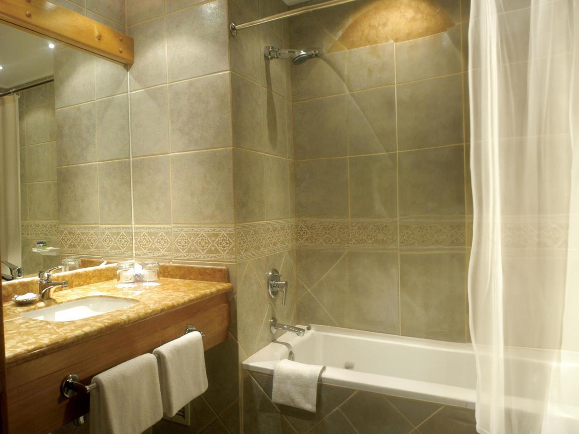 Loberias Del Sur Hotel Puerto Chacabuco Bagian luar foto