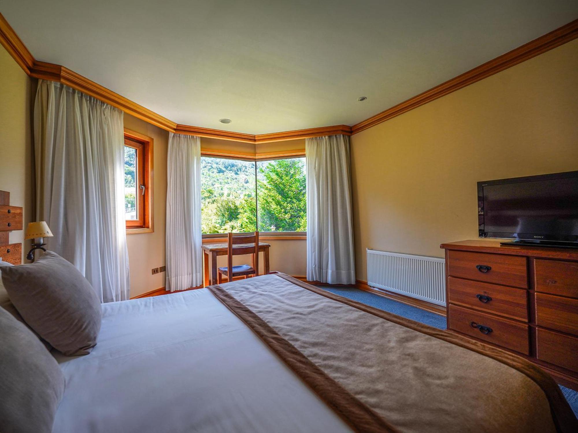 Loberias Del Sur Hotel Puerto Chacabuco Bagian luar foto