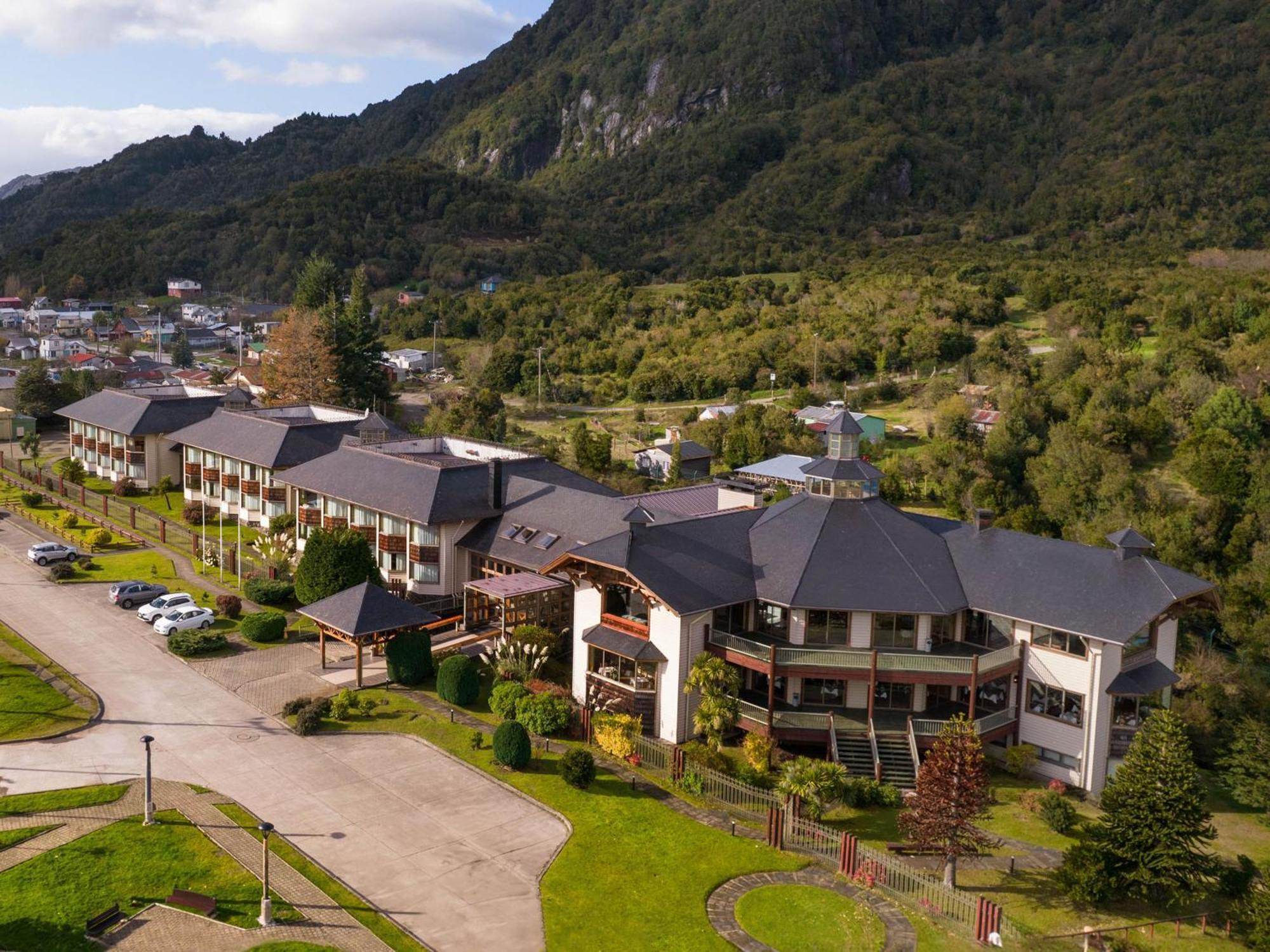 Loberias Del Sur Hotel Puerto Chacabuco Bagian luar foto
