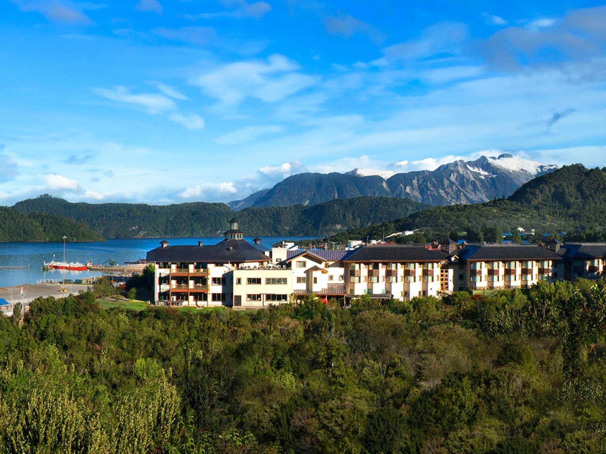 Loberias Del Sur Hotel Puerto Chacabuco Bagian luar foto