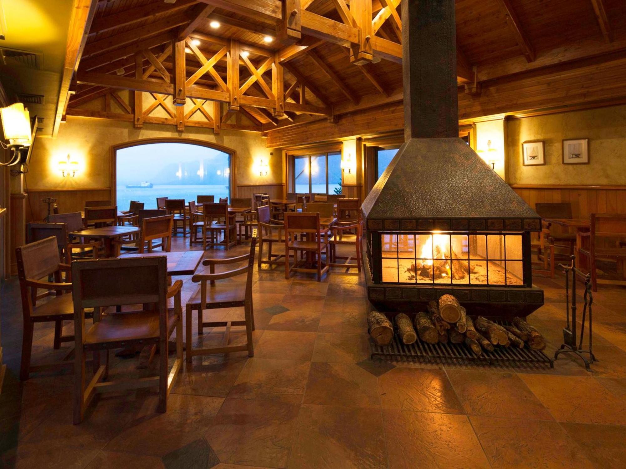 Loberias Del Sur Hotel Puerto Chacabuco Bagian luar foto